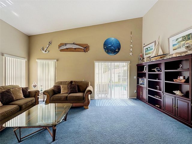 208 CASTLEMAIN CIRCLE, Davenport, FL 33897