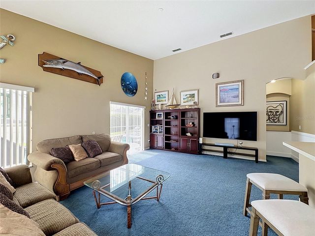 208 CASTLEMAIN CIRCLE, Davenport, FL 33897