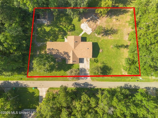 225 Trout Street, Waveland, MS 39576