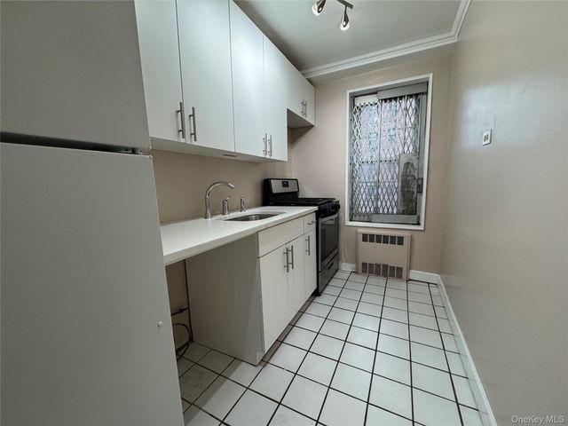 13909 84th Drive 308, Briarwood, NY 11435