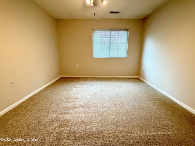 10504 Southern Meadows Dr APT 101, Louisville, KY 40241