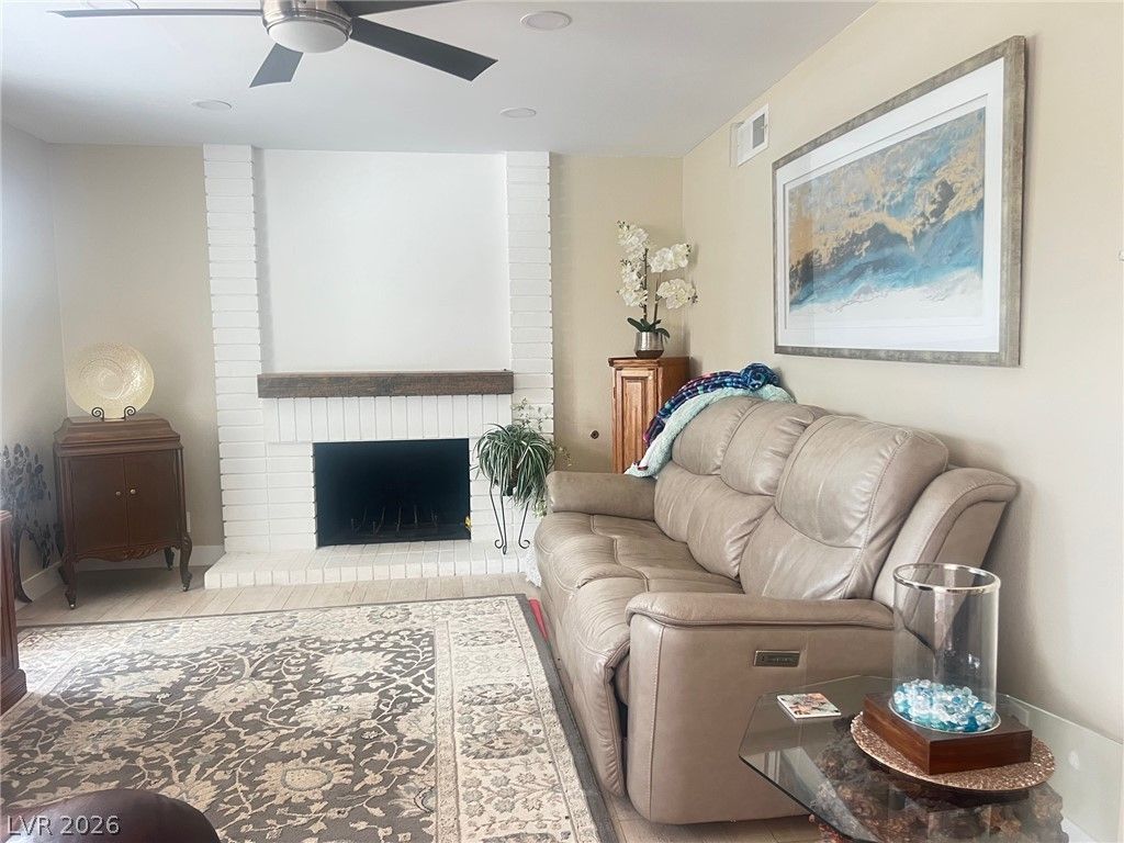 4194 Greenpoint Street, Las Vegas, NV 89147
