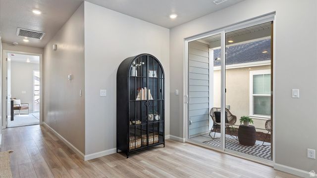 6154 W SPARROW VIEW DR, South Jordan, UT 84009