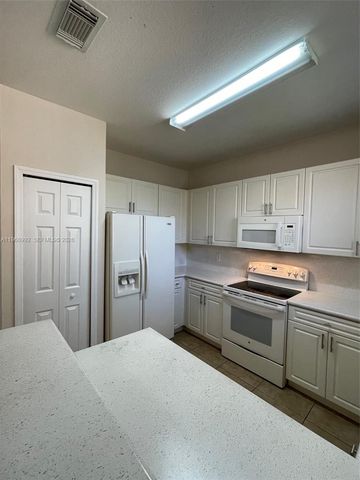 24063 SW 109th Ave, Homestead, FL 33032