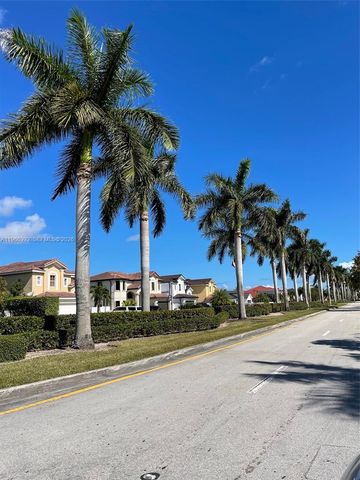 24063 SW 109th Ave, Homestead, FL 33032