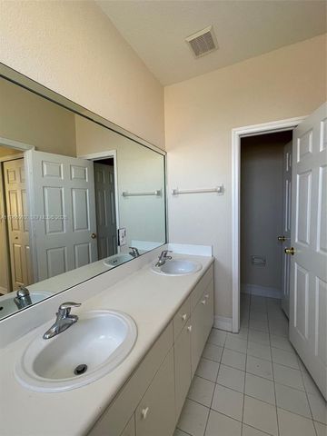 24063 SW 109th Ave, Homestead, FL 33032