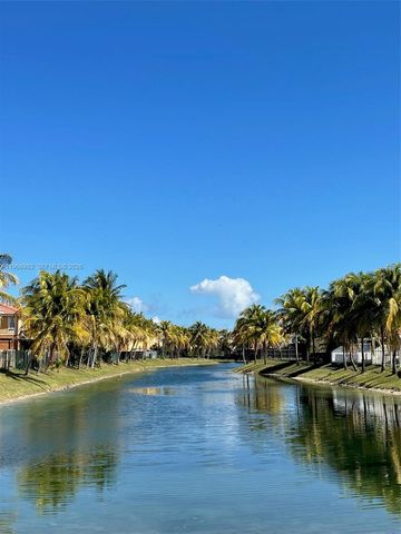 24063 SW 109th Ave, Homestead, FL 33032