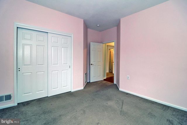 265 MEADOWLARK DR, Hamilton, NJ 08690