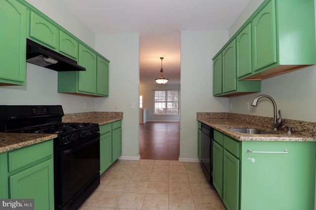 265 MEADOWLARK DR, Hamilton, NJ 08690