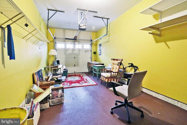 265 MEADOWLARK DR, Hamilton, NJ 08690