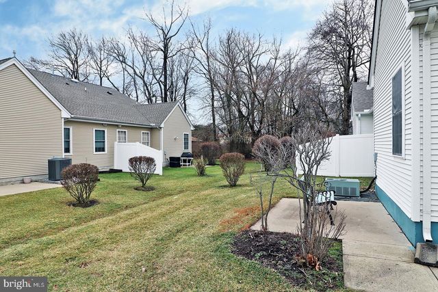 265 MEADOWLARK DR, Hamilton, NJ 08690