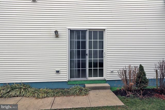 265 MEADOWLARK DR, Hamilton, NJ 08690