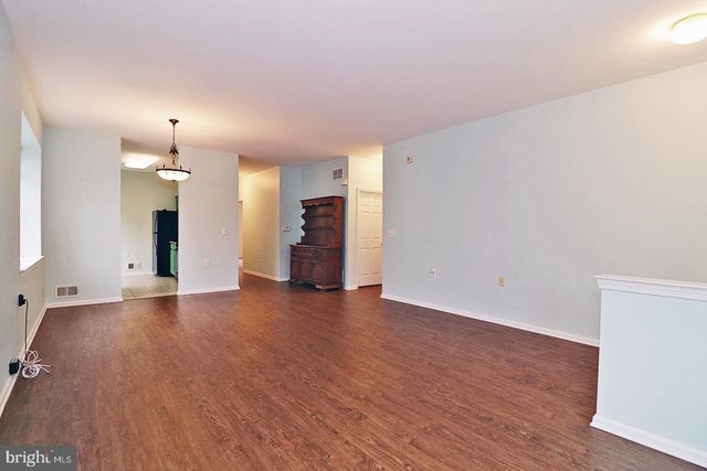 265 MEADOWLARK DR, Hamilton, NJ 08690