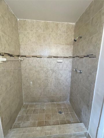 240 NE 23rd St 240, Pompano Beach, FL 33060