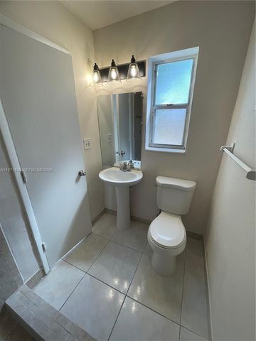 240 NE 23rd St 240, Pompano Beach, FL 33060