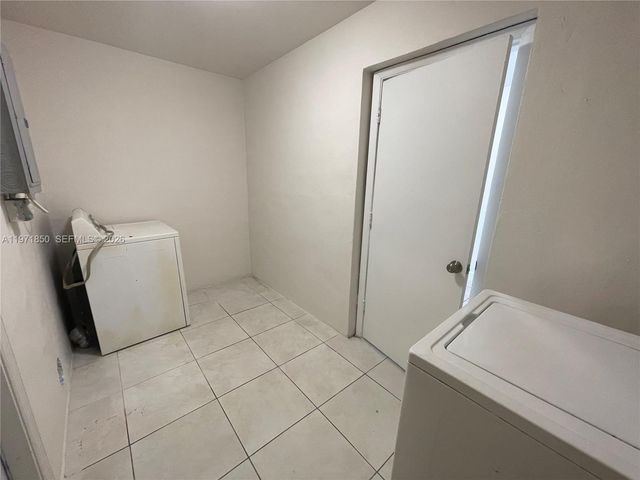 240 NE 23rd St 240, Pompano Beach, FL 33060