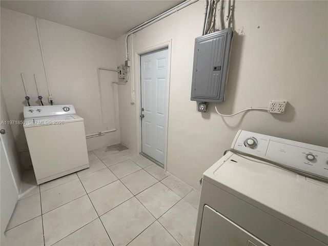 240 NE 23rd St 240, Pompano Beach, FL 33060