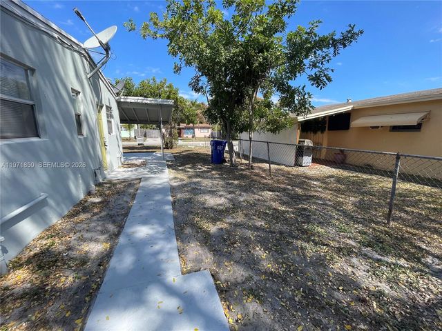 240 NE 23rd St 240, Pompano Beach, FL 33060