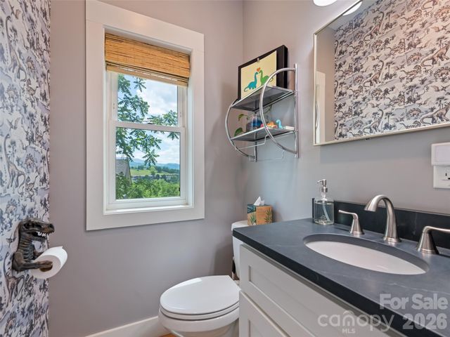 221 Northside Street, Canton, NC 28716
