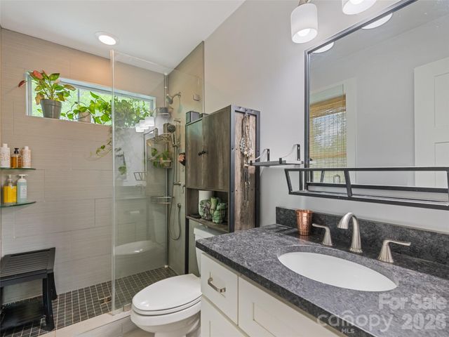 221 Northside Street, Canton, NC 28716