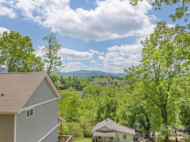 221 Northside Street, Canton, NC 28716