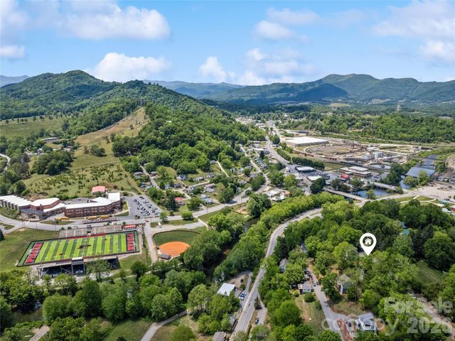 221 Northside Street, Canton, NC 28716
