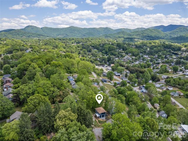 221 Northside Street, Canton, NC 28716