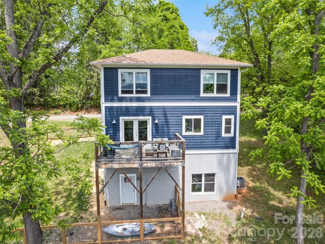 221 Northside Street, Canton, NC 28716