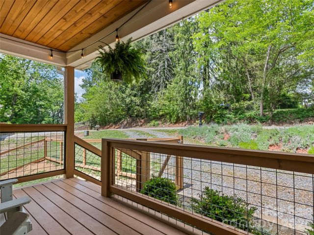 221 Northside Street, Canton, NC 28716