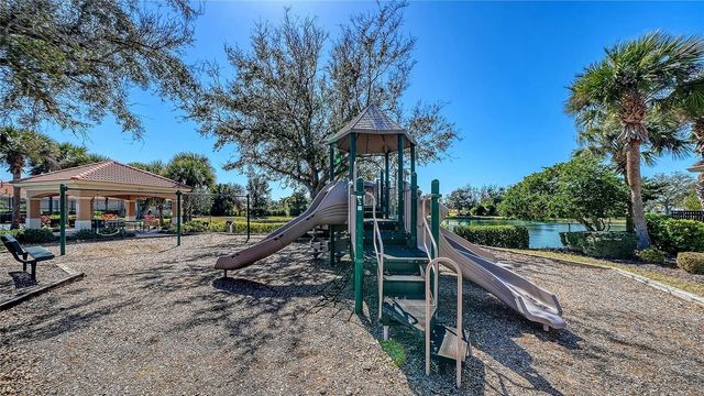 665 CRANE PRAIRIE WAY, Osprey, FL 34229