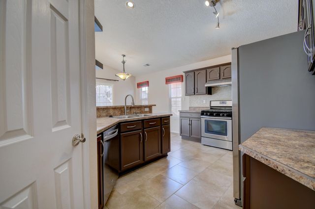 5588 Mansfield Place NW, Albuquerque, NM 87114