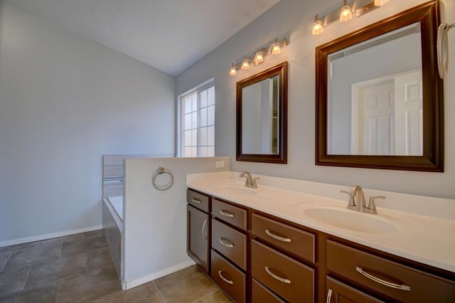 5588 Mansfield Place NW, Albuquerque, NM 87114