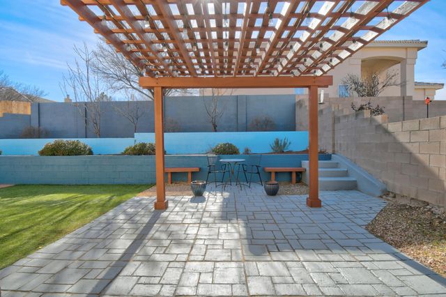 5588 Mansfield Place NW, Albuquerque, NM 87114