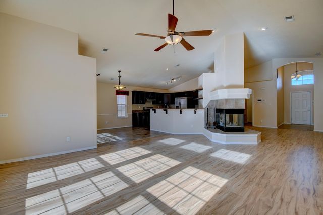 5588 Mansfield Place NW, Albuquerque, NM 87114