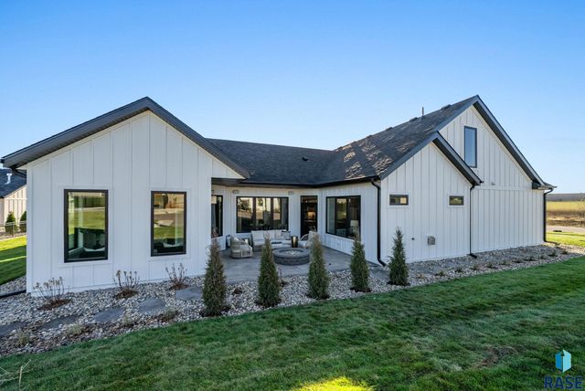 1628 N Rosemary Ave Avenue, Sioux Falls, SD 57110