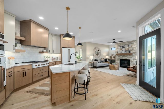 1628 N Rosemary Ave Avenue, Sioux Falls, SD 57110