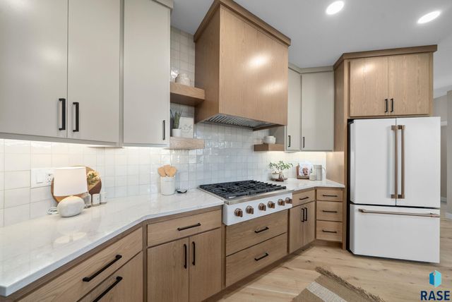 1628 N Rosemary Ave Avenue, Sioux Falls, SD 57110