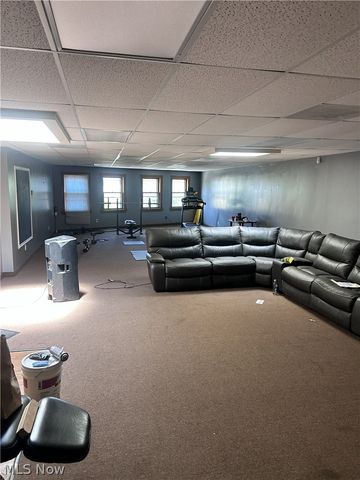 9815 Lorain Avenue, Cleveland, OH 44102