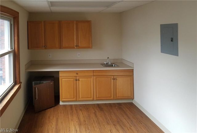 9815 Lorain Avenue, Cleveland, OH 44102