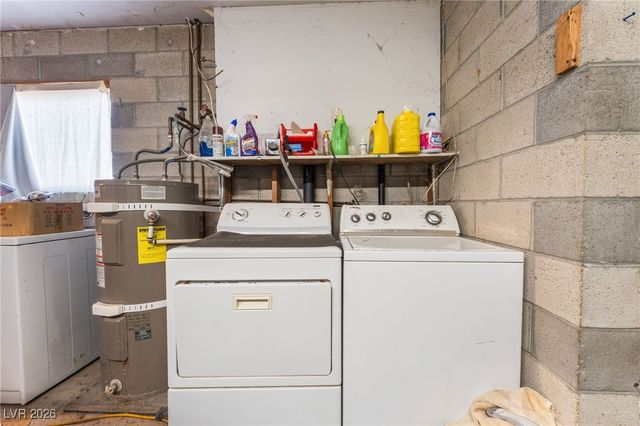 1920 Bowman Road, Logandale, NV 89021