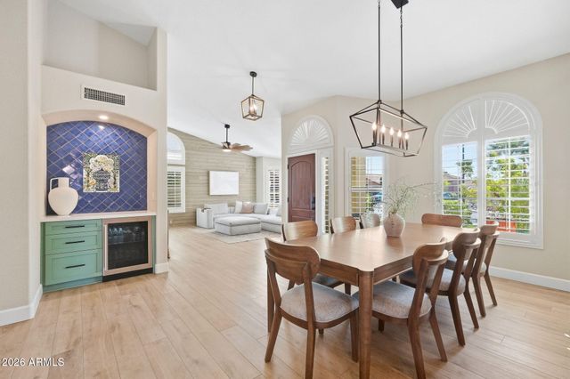 1113 S SCALLOP Drive, Gilbert, AZ 85233