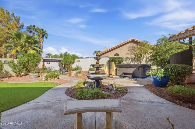 1113 S SCALLOP Drive, Gilbert, AZ 85233
