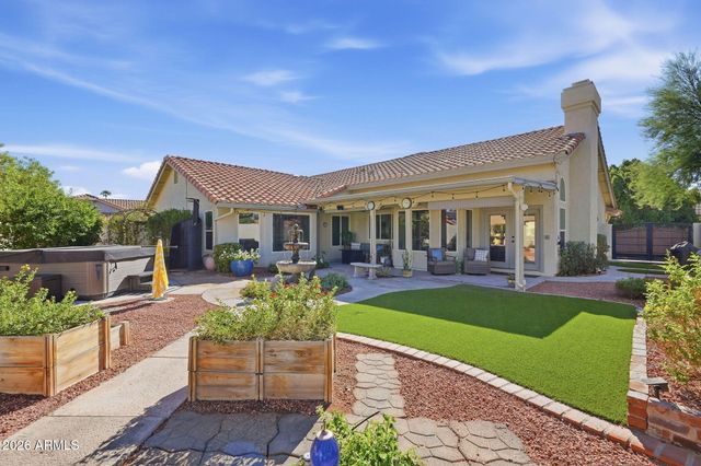 1113 S SCALLOP Drive, Gilbert, AZ 85233
