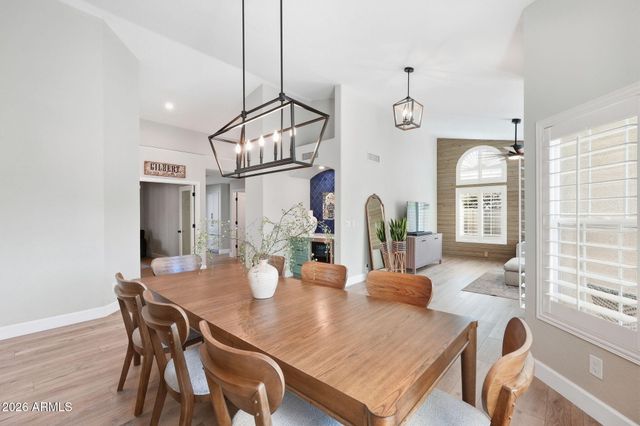1113 S SCALLOP Drive, Gilbert, AZ 85233