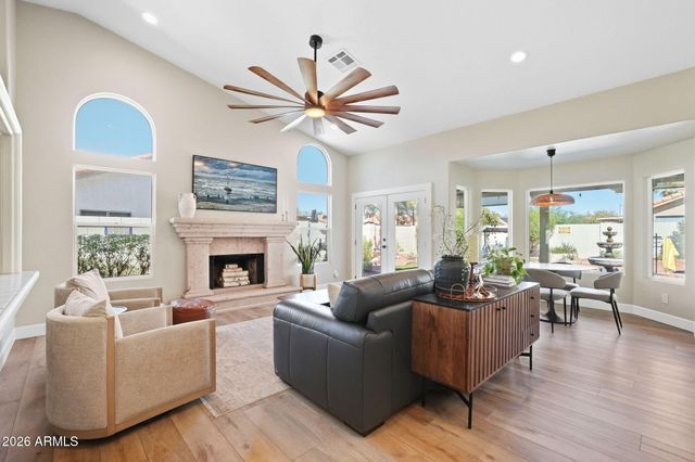 1113 S SCALLOP Drive, Gilbert, AZ 85233