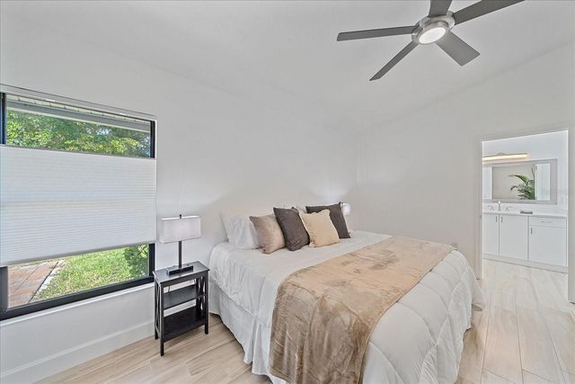 1684 PINTAIL WAY, Sarasota, FL 34231