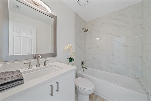 1684 PINTAIL WAY, Sarasota, FL 34231