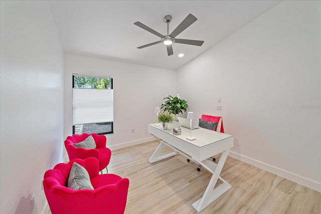 1684 PINTAIL WAY, Sarasota, FL 34231