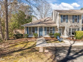 10 Forest Oaks Drive, Durham, NC 27705