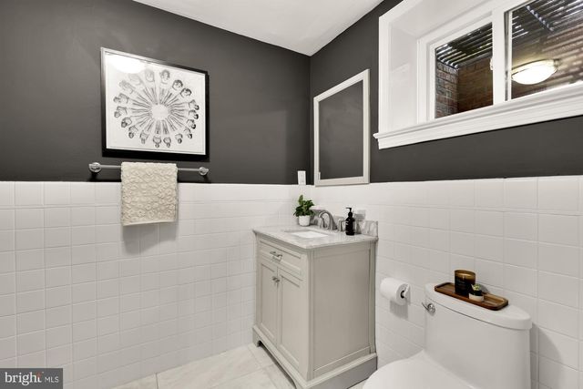 4335 BLAGDEN AVE NW, Washington, DC 20011